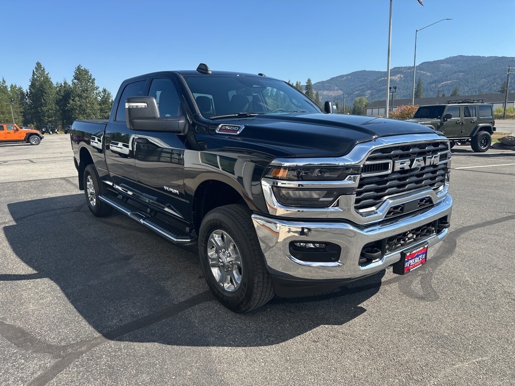 2026 Ram 2500 Big Horn photo 4