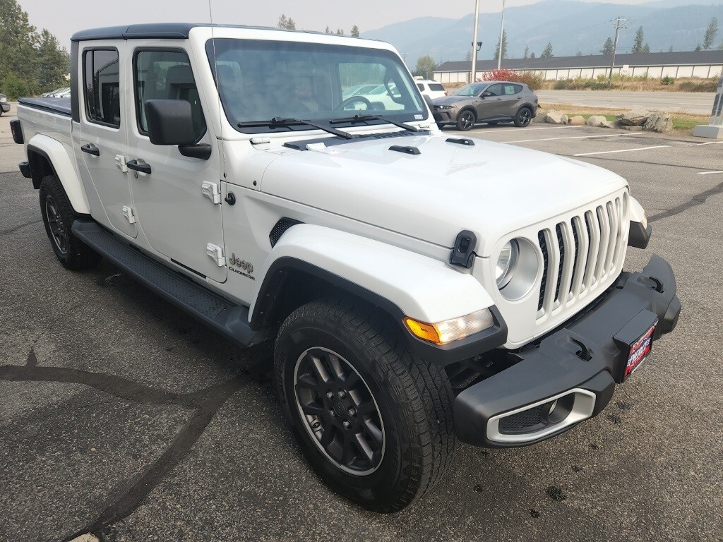 2021 Jeep Gladiator Overland photo 3