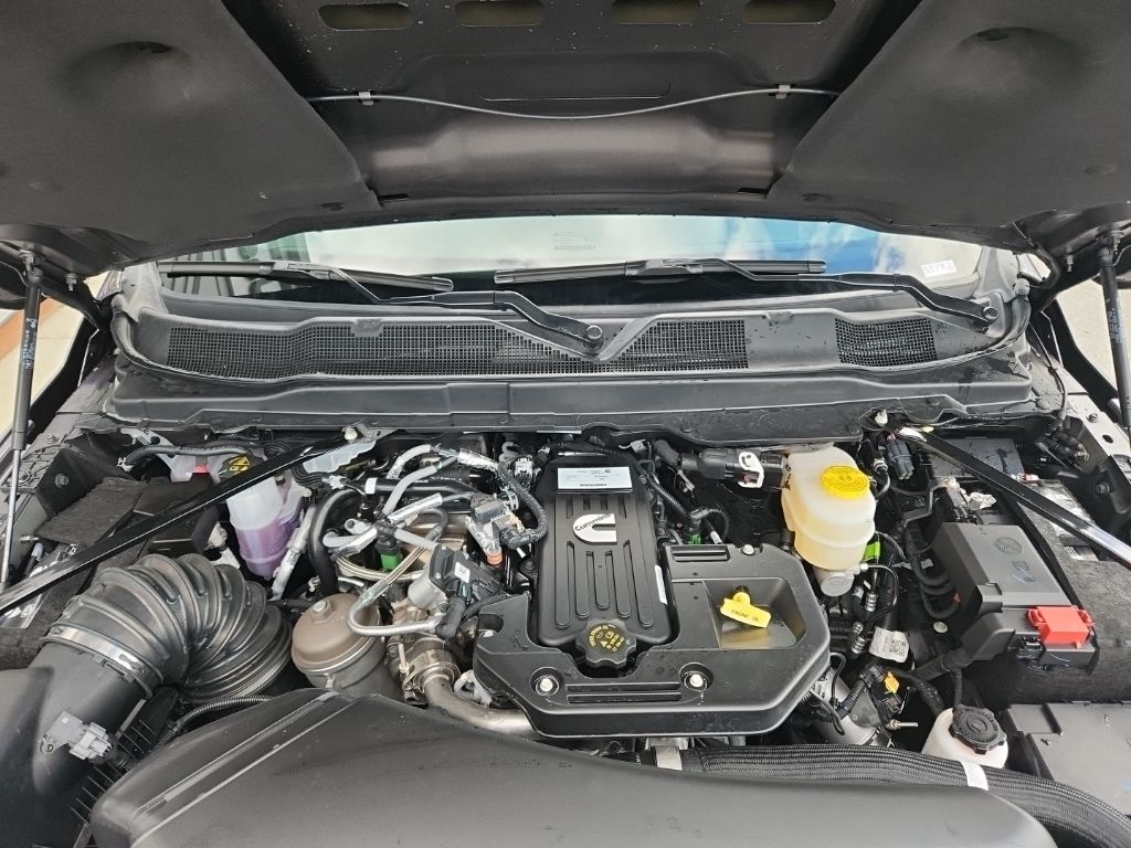 2026 RAM 3500 Laramie - Photo 26