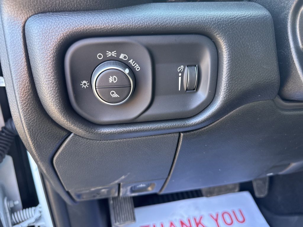 2026 RAM 3500 Tradesman - Photo 15