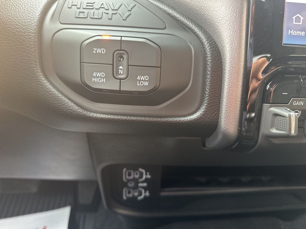 2026 RAM 3500 Big Horn - Photo 16