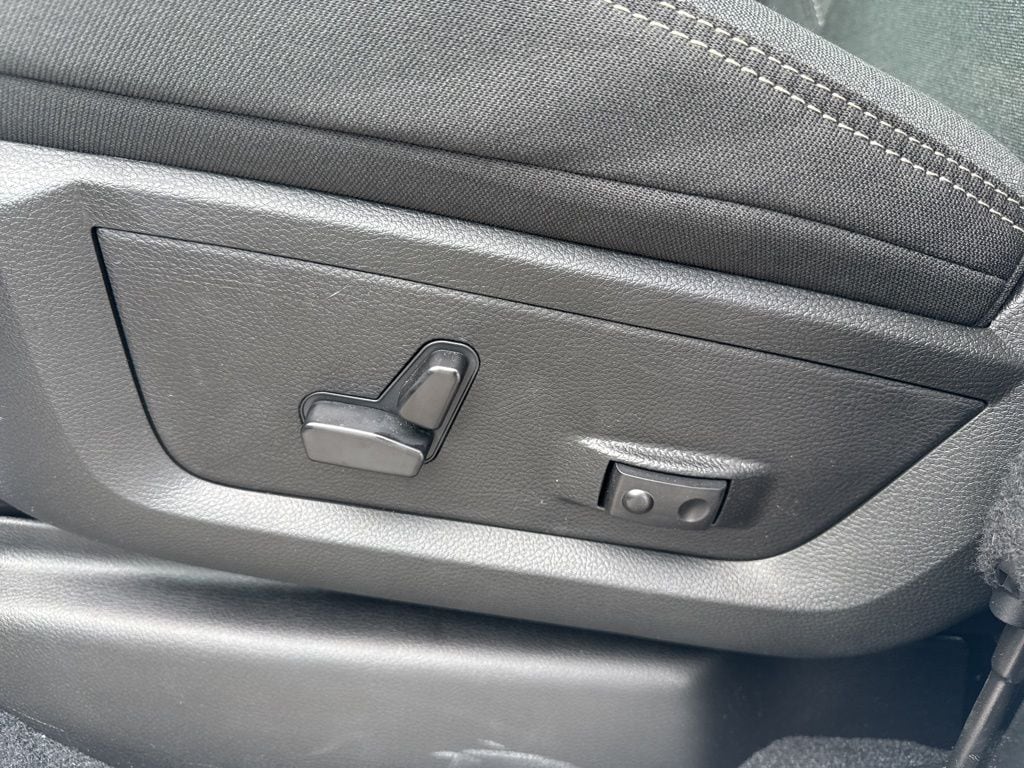 2025 RAM 2500 Big Horn - Photo 15