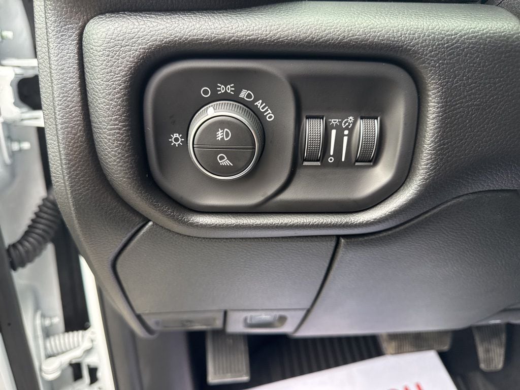 2026 RAM 2500 Laramie - Photo 18