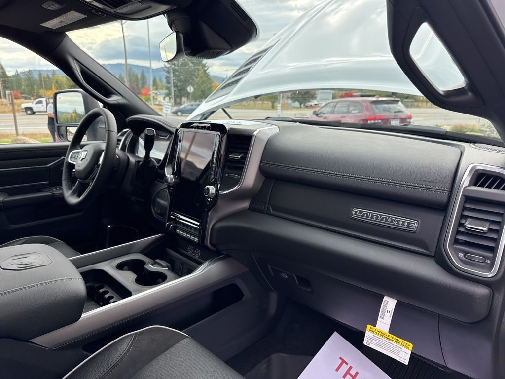 2026 RAM 2500 Laramie - Photo 31