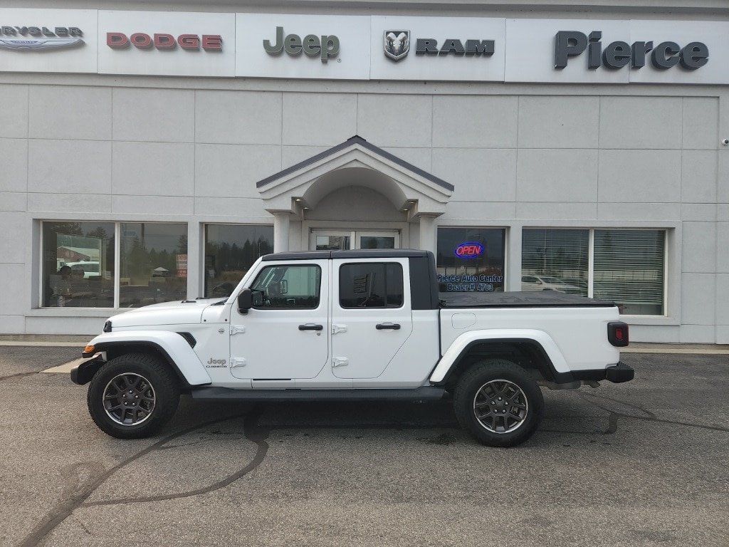 2021 Jeep Gladiator Overland's photo