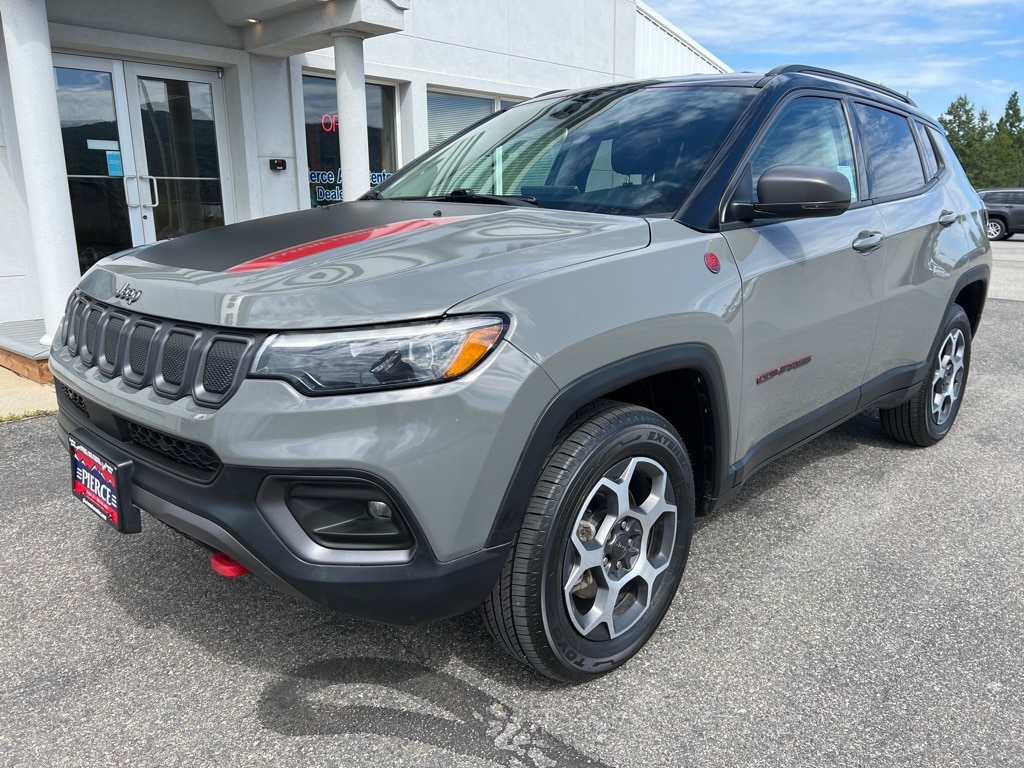 Used 2022 Jeep Compass Trailhawk with VIN 3C4NJDDB5NT128590 for sale in Sagle, ID