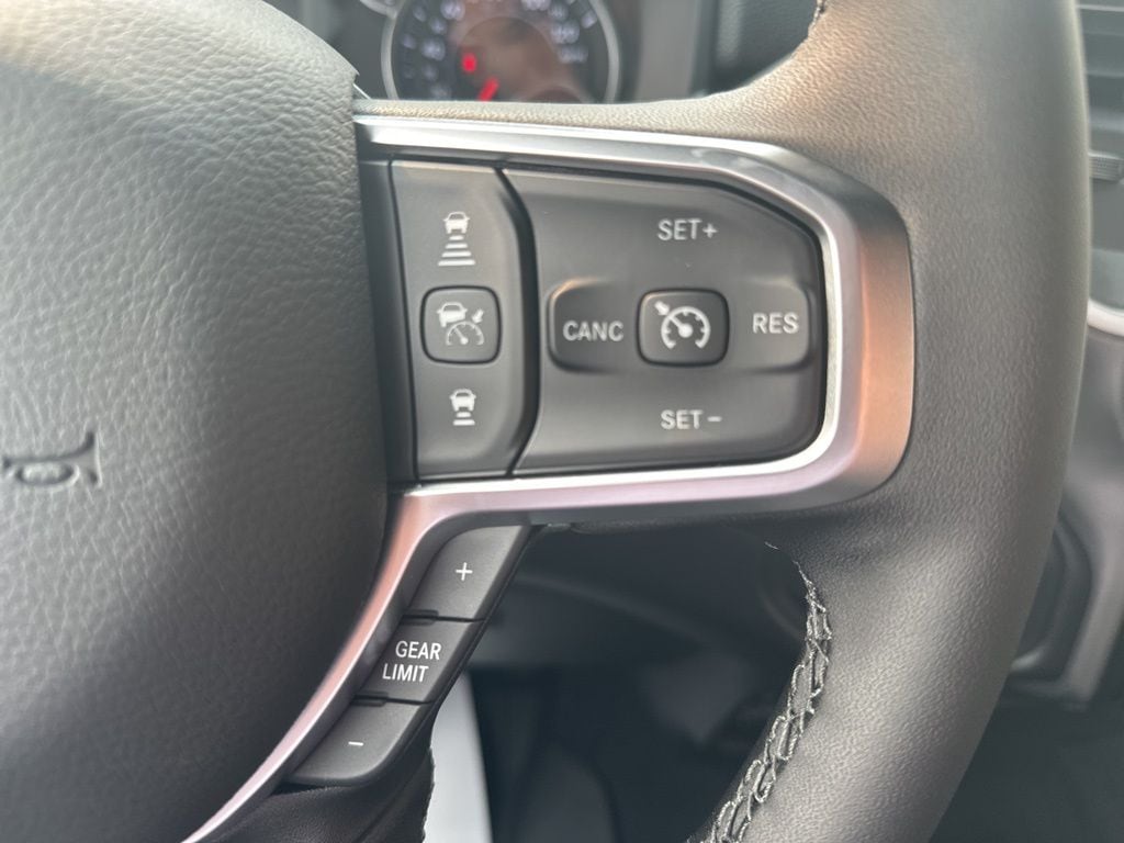 2026 RAM 3500 Big Horn - Photo 13