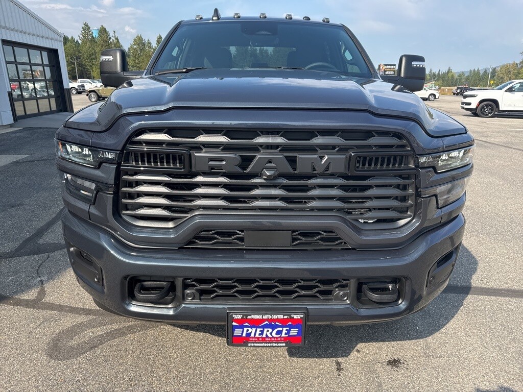 2026 Ram 3500 Big Horn photo 3