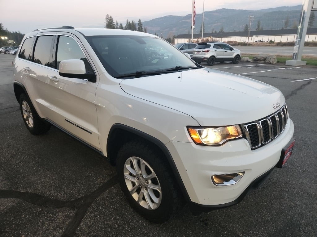 Used 2021 Jeep Grand Cherokee Laredo SUV