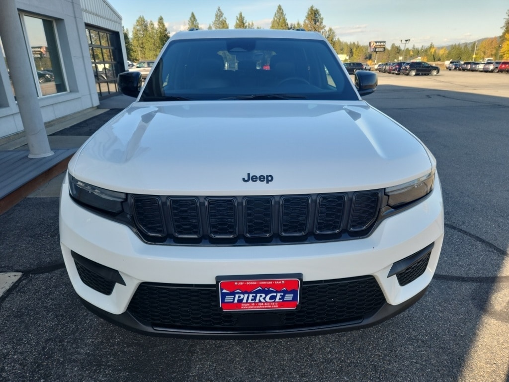 Certified 2024 Jeep Grand Cherokee Laredo SUV