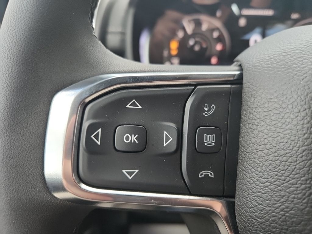 2026 RAM 3500 Laramie - Photo 15