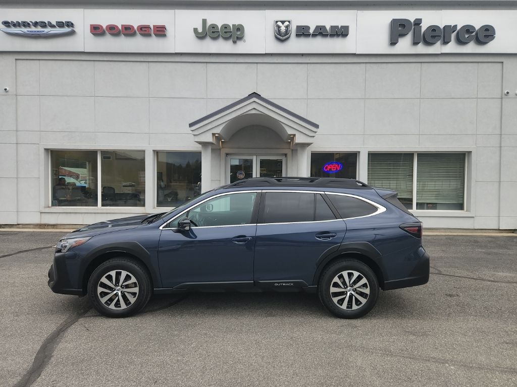 2023 Subaru Outback Premium's photo