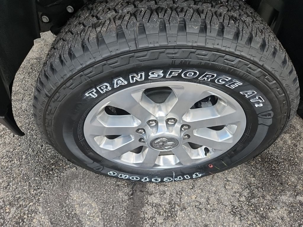2026 RAM 3500 Laramie - Photo 7
