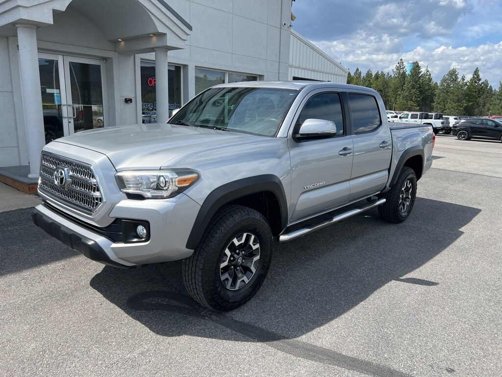 Used 2016 Toyota Tacoma TRD Off Road with VIN 3TMCZ5AN8GM033524 for sale in Sagle, ID