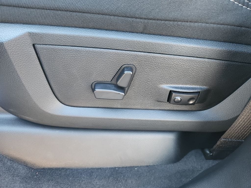2026 RAM 3500 Big Horn - Photo 14