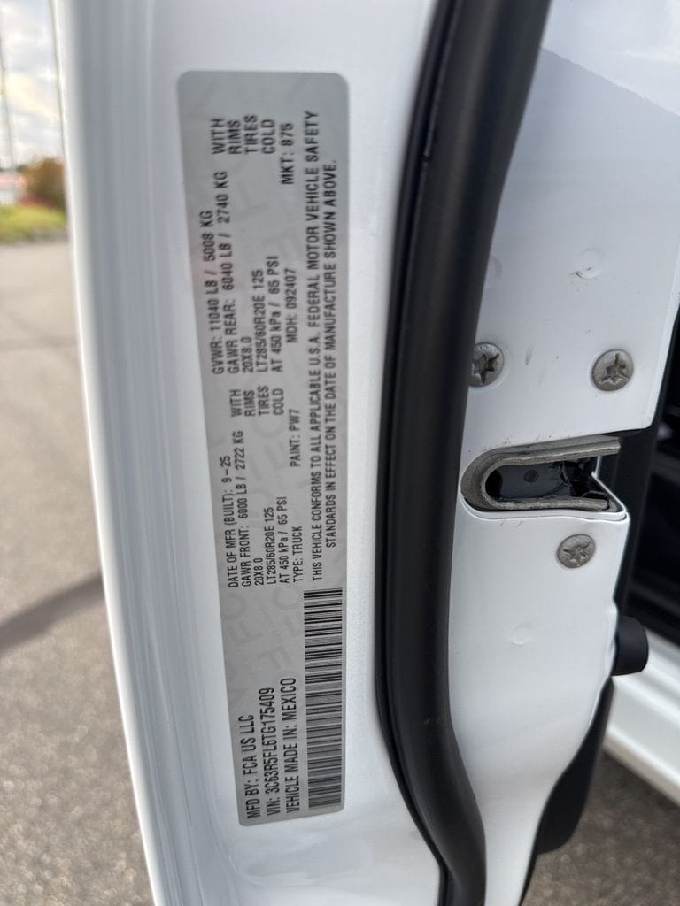 2026 RAM 2500 Laramie - Photo 37