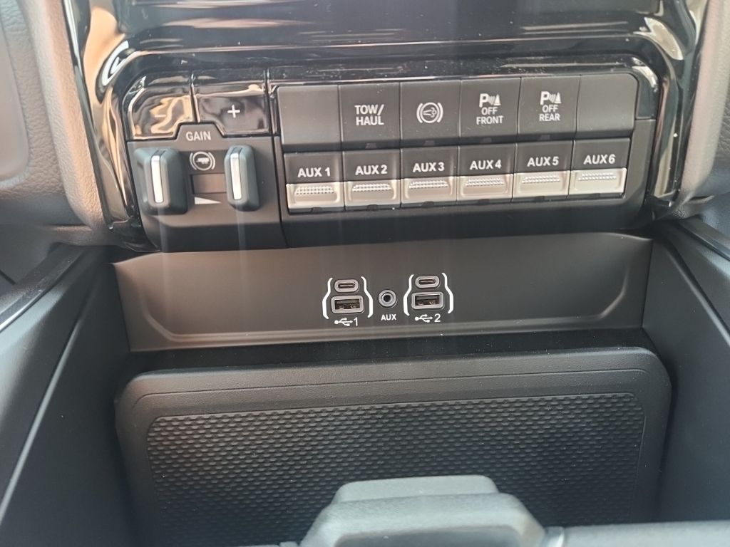 2026 RAM 2500 Big Horn - Photo 23