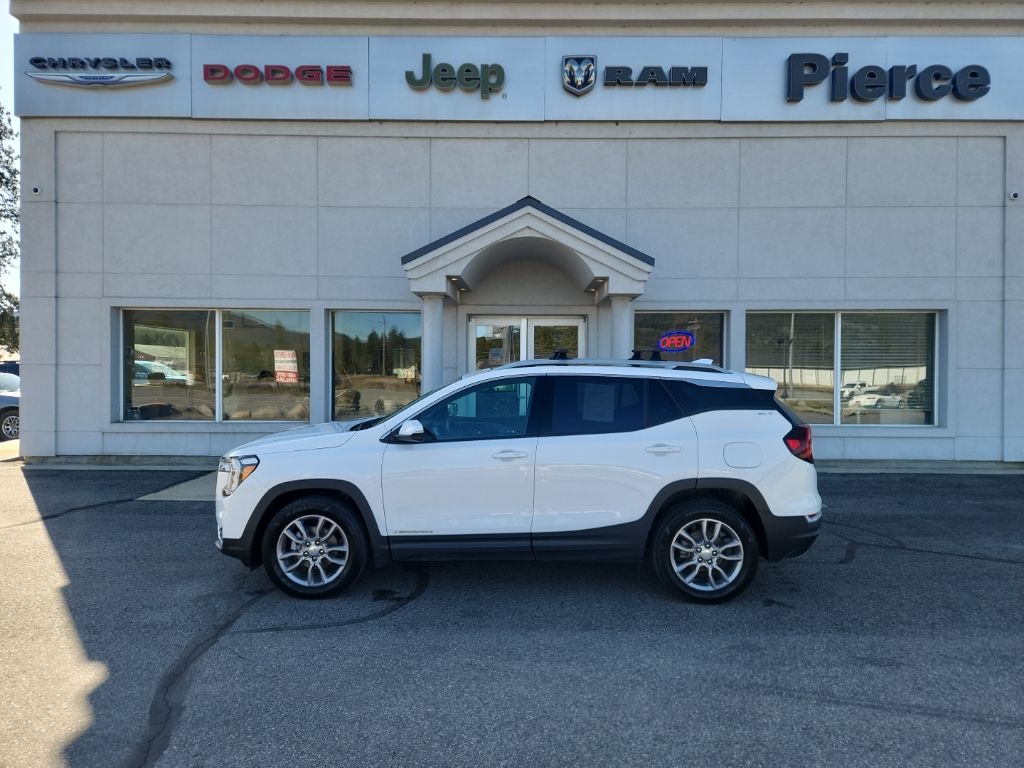 2022 GMC Terrain SLT AWD's photo