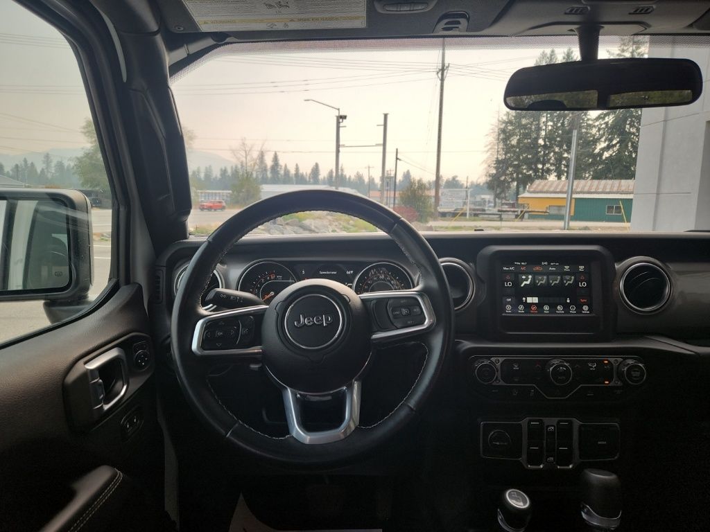 2021 Jeep Gladiator Overland - Photo 12
