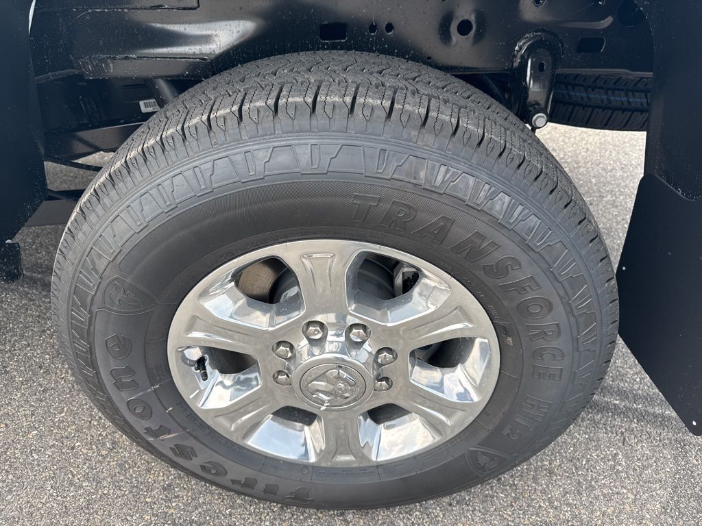 2025 RAM 2500 Big Horn - Photo 10
