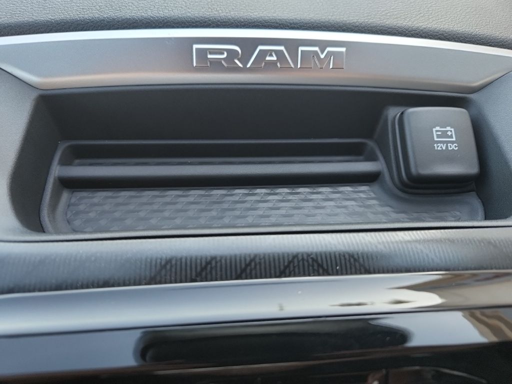 2026 RAM 3500 Big Horn - Photo 19