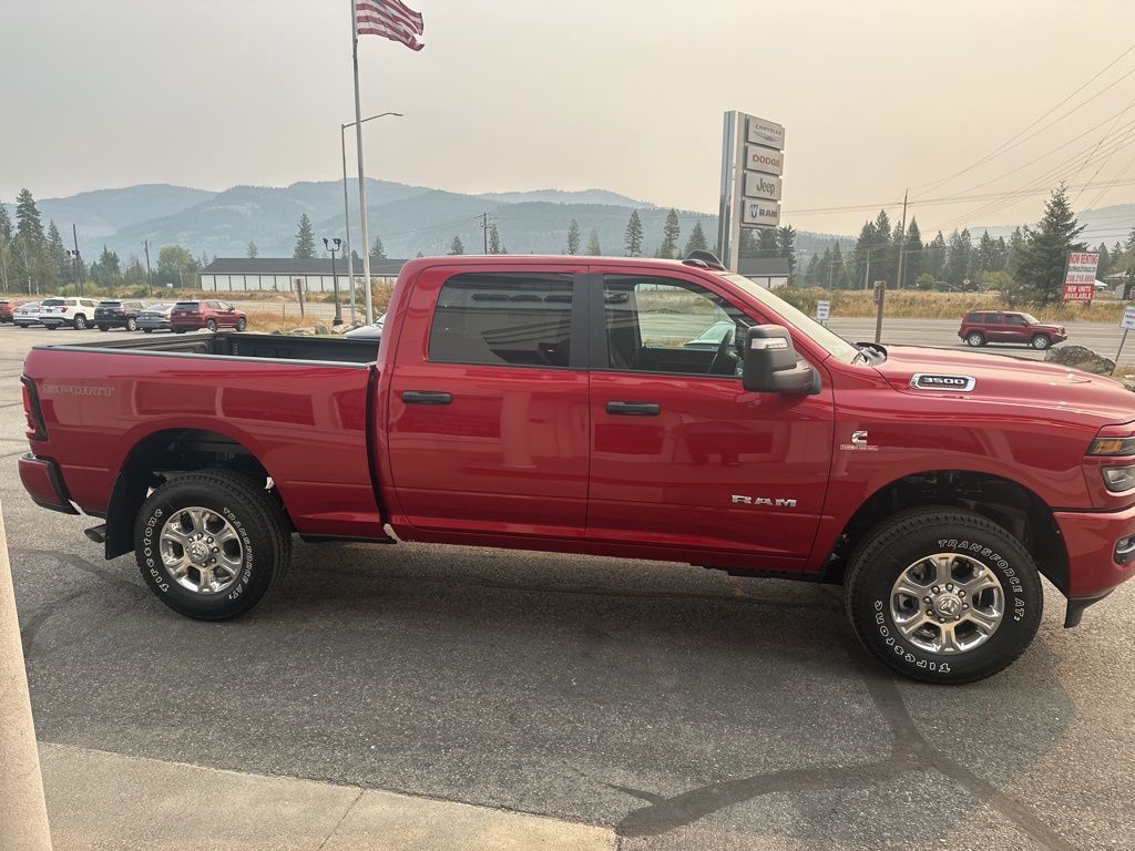 2026 RAM 3500 Big Horn - Photo 5