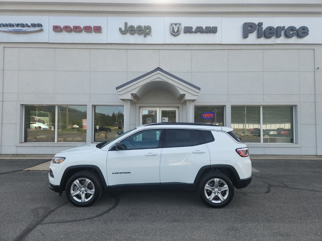 2023 Jeep Compass Latitude 4X4's photo