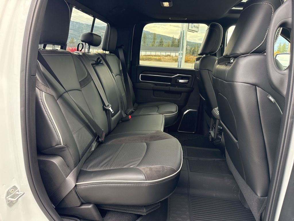 2026 RAM 2500 Laramie - Photo 32