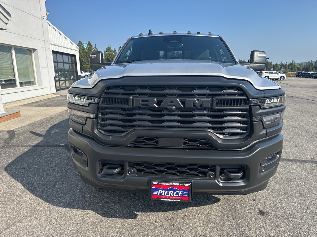 2026 Ram 3500 Tradesman photo 3