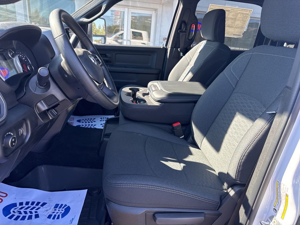 2026 RAM 3500 Tradesman - Photo 14