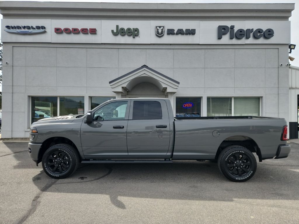 2026 RAM 2500 Tradesman/Black Express 4X4 Crew Cab LWB's photo