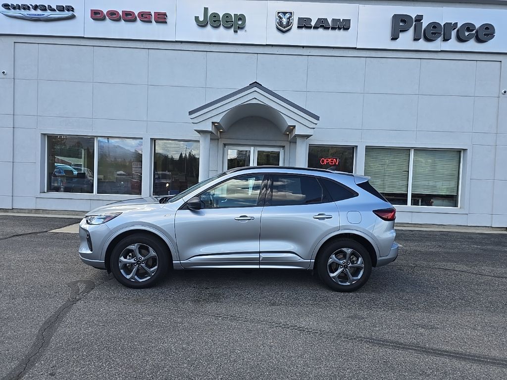 2023 Ford Escape ST-Line