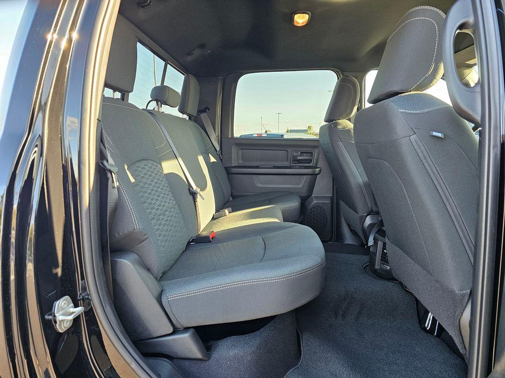 2025 RAM 2500 Tradesman - Photo 13