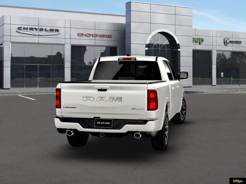 New 2026 Ram 1500 LARAMIE CREW CAB 4X4 5'7 BOX Pickup