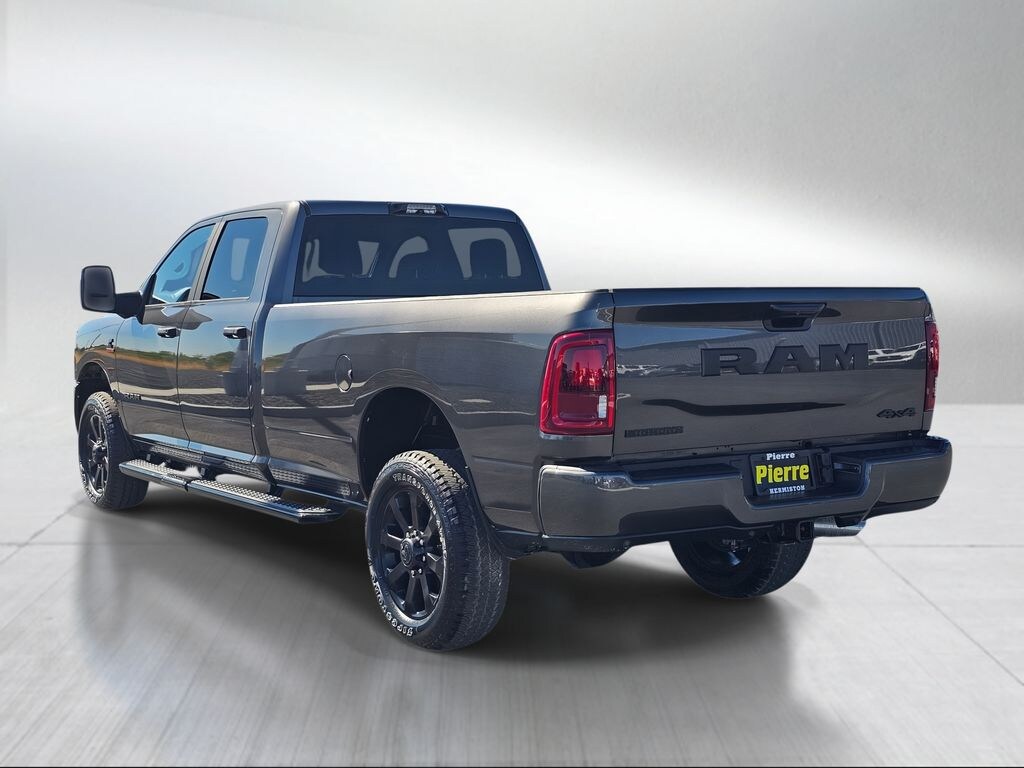 New 2025 Ram 2500 BIG HORN CREW CAB 4X4 8' BOX Pickup
