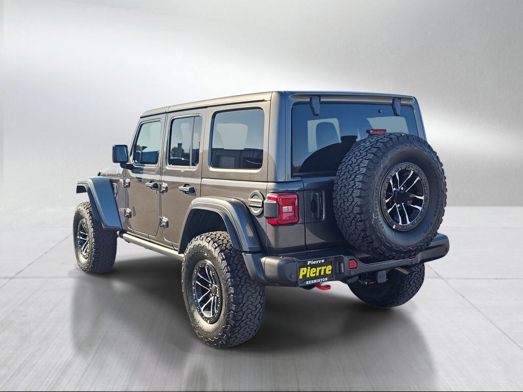 New 2025 Jeep Wrangler 4-DOOR RUBICON X Sport Utility