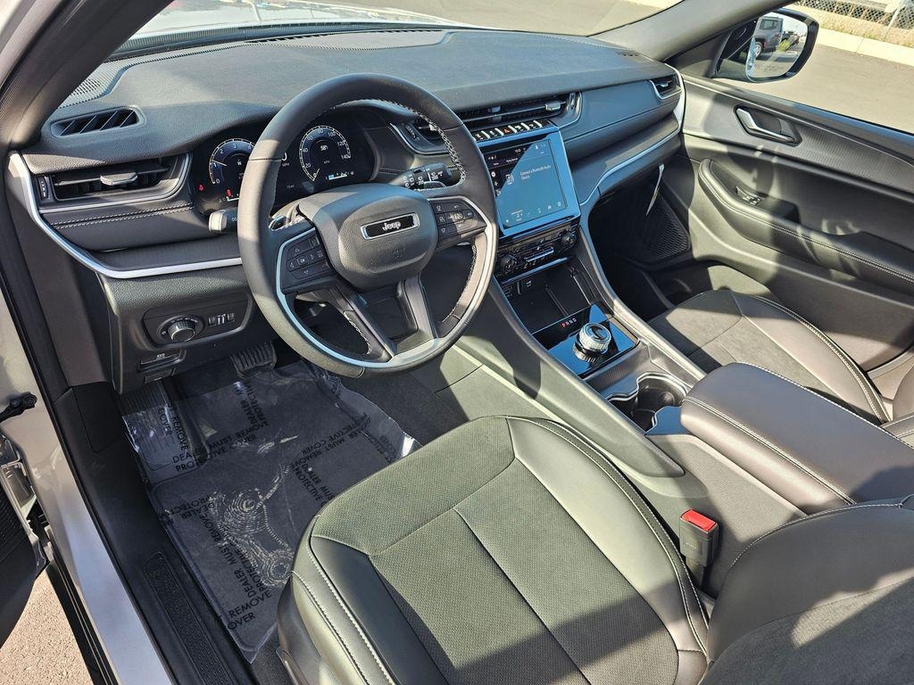 New 2025 Jeep Grand Cherokee ALTITUDE X 4X4 Sport Utility