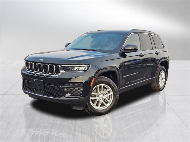 2025 Jeep Grand Cherokee Laredo's photo