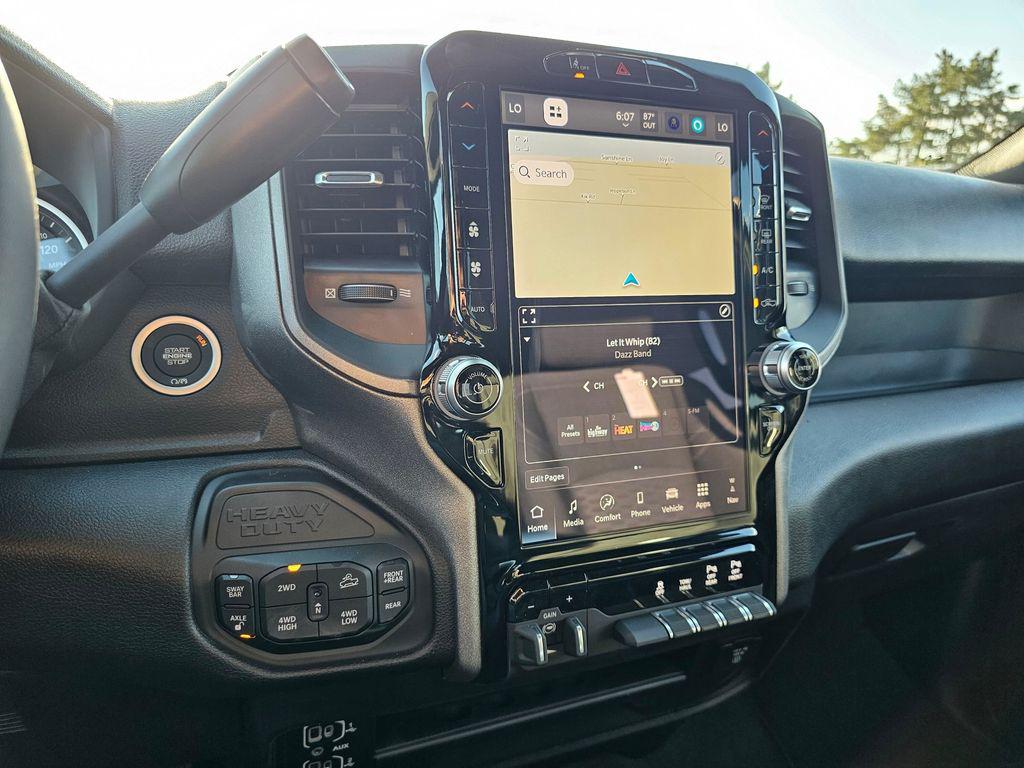 2025 RAM 2500 Tradesman - Photo 18