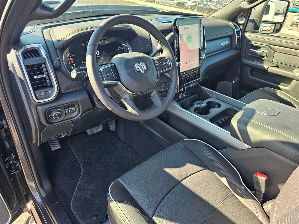 New 2026 Ram 2500 LARAMIE CREW CAB 4X4 6'4 BOX Pickup