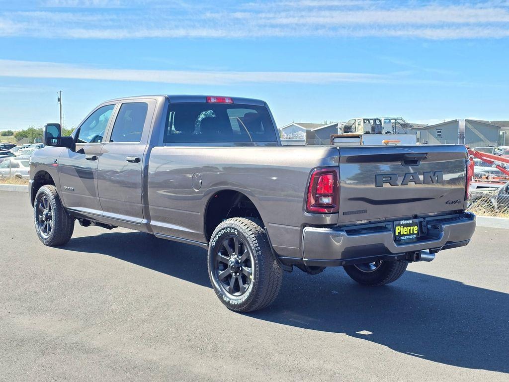 New 2026 Ram 3500 BIG HORN CREW CAB 4X4 8' BOX Pickup