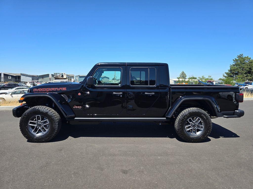 New 2026 Jeep Gladiator MOJAVE X 4X4 Pickup