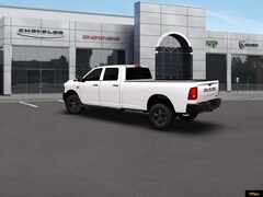 2026 Ram 2500 TRADESMAN CREW CAB 4X4 8' BOX Pickup