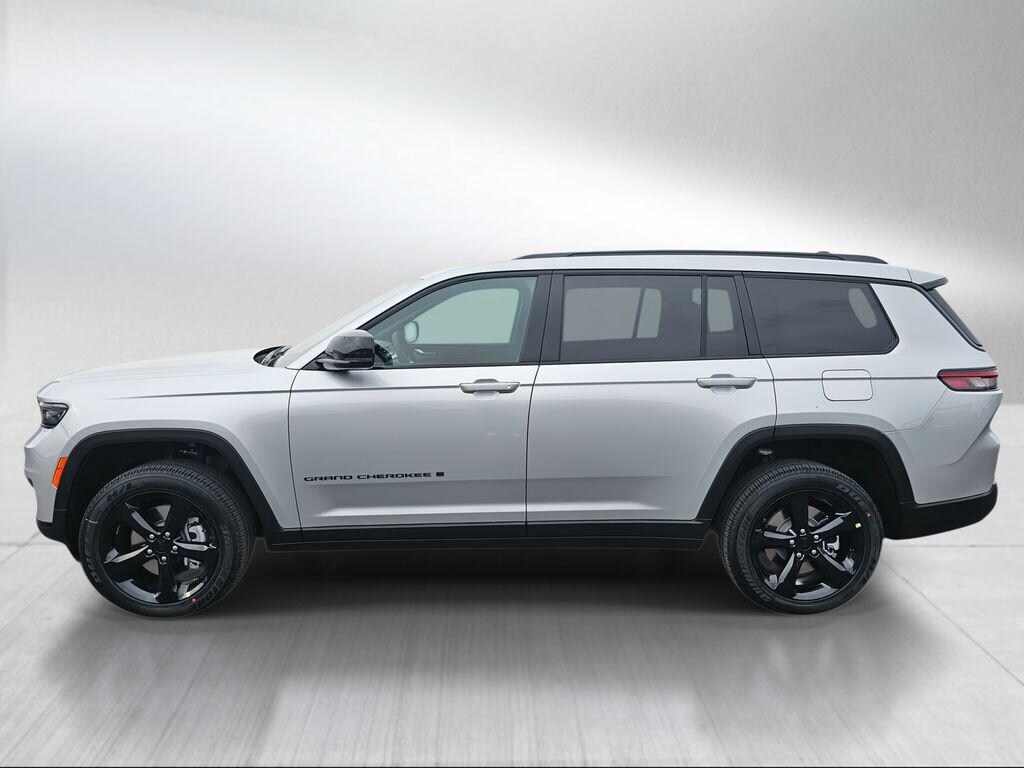 New 2025 Jeep Grand Cherokee L ALTITUDE X 4X4 Sport Utility