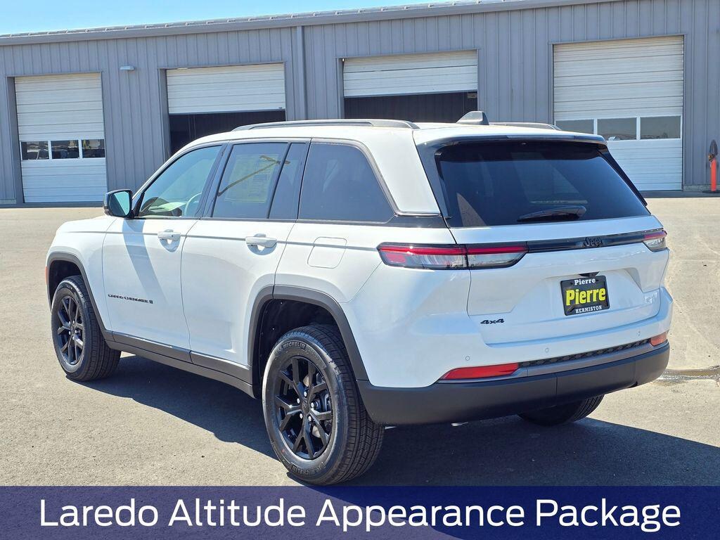 New 2026 Jeep Grand Cherokee LAREDO ALTITUDE 4X4 Sport Utility