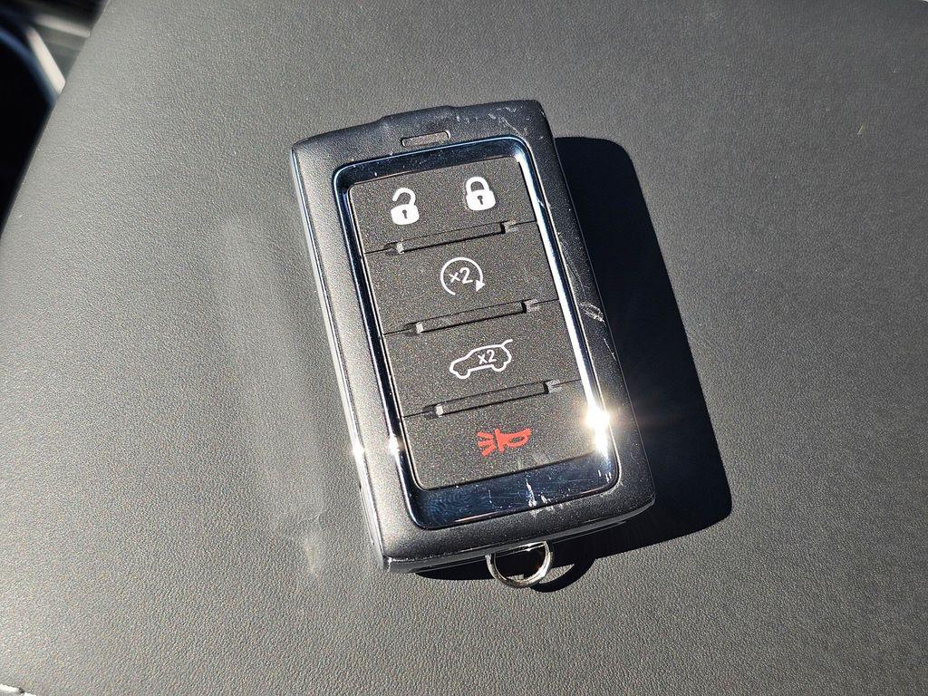 2025 Jeep Grand Cherokee Overland - Photo 31