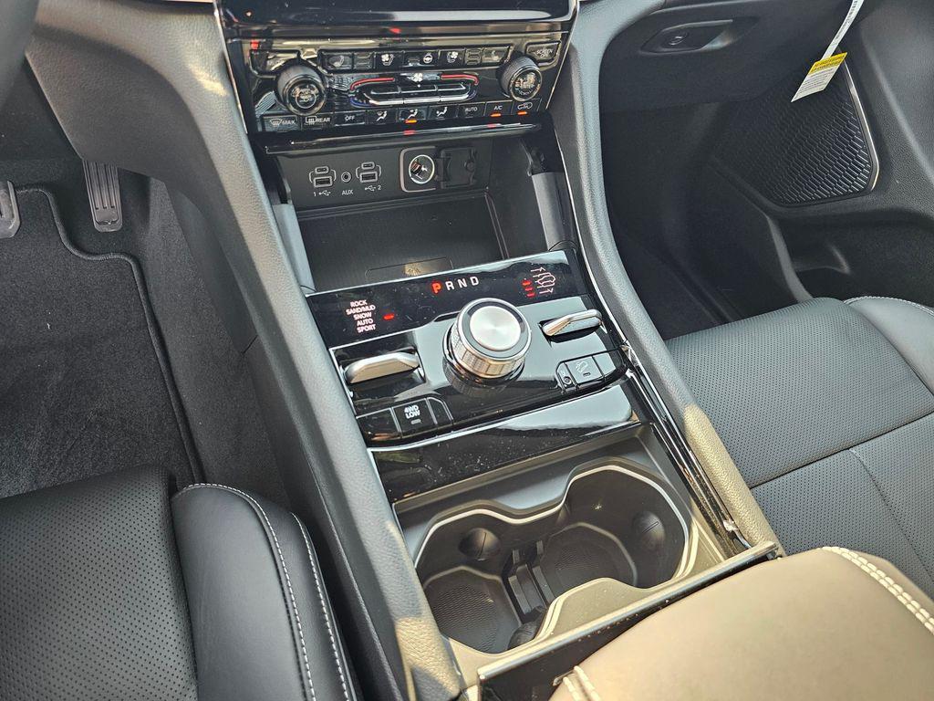 2025 Jeep Grand Cherokee Overland - Photo 21