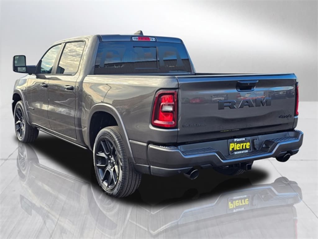 New 2026 Ram 1500 LARAMIE CREW CAB 4X4 5'7 BOX Pickup