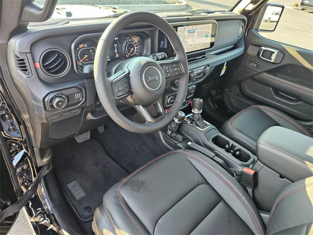 New 2025 Jeep Wrangler 4-DOOR RUBICON X Sport Utility