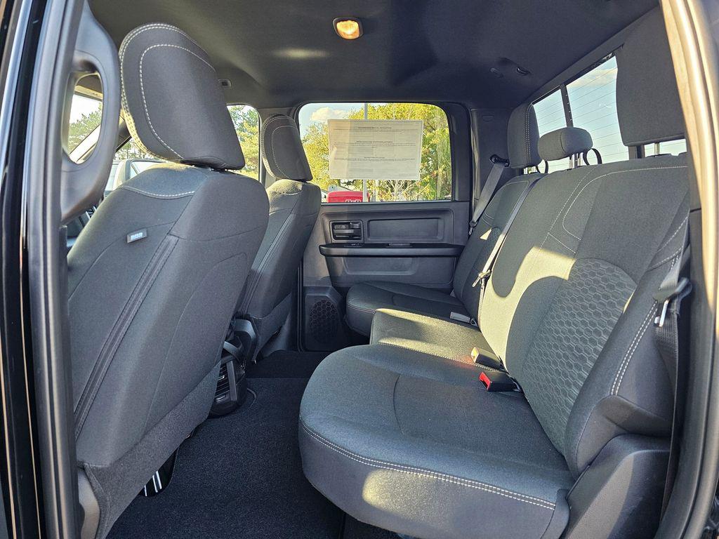 2025 RAM 2500 Tradesman - Photo 12